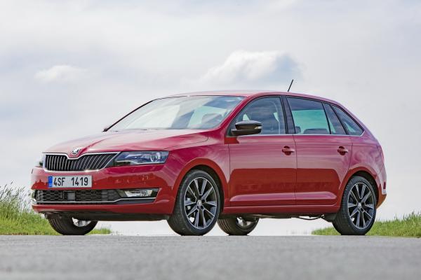 SKODA RAPID MANUALE